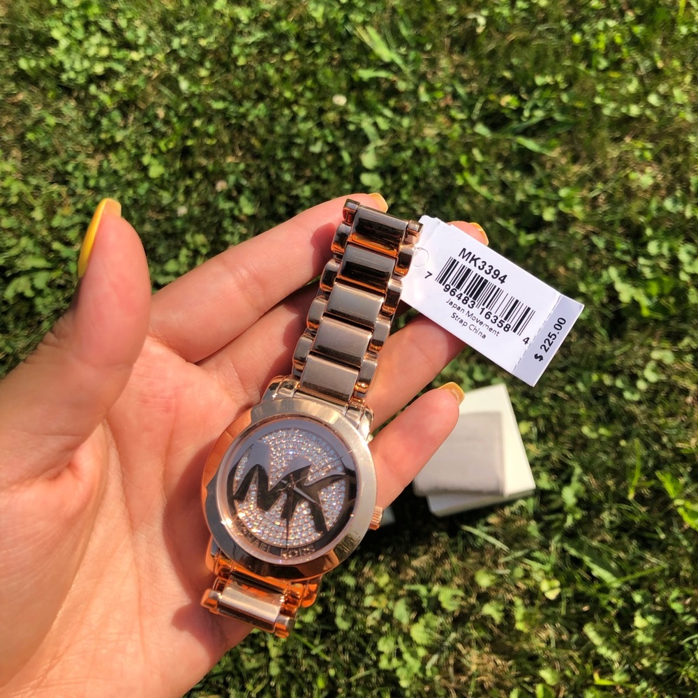 mk watch